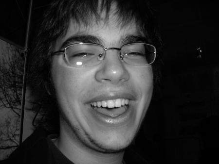 Thomas euh... souriant !
