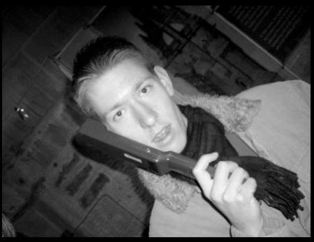 Allo?!